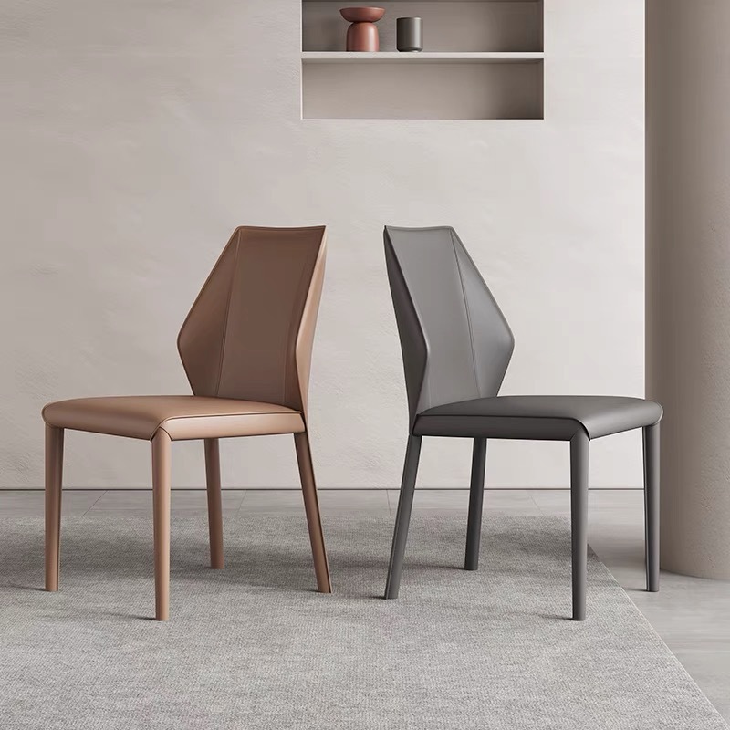 Sillas de comedor italianas de estilo doméstico minimalista, sillas de estilo de diseño de estilo moderno y cómodo.