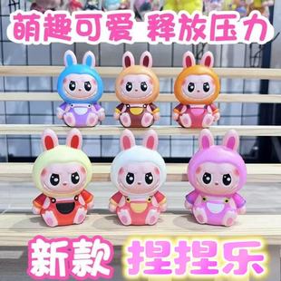 ������Ę�[���R����һ��ë�q���ä�Мp��������߽≺����