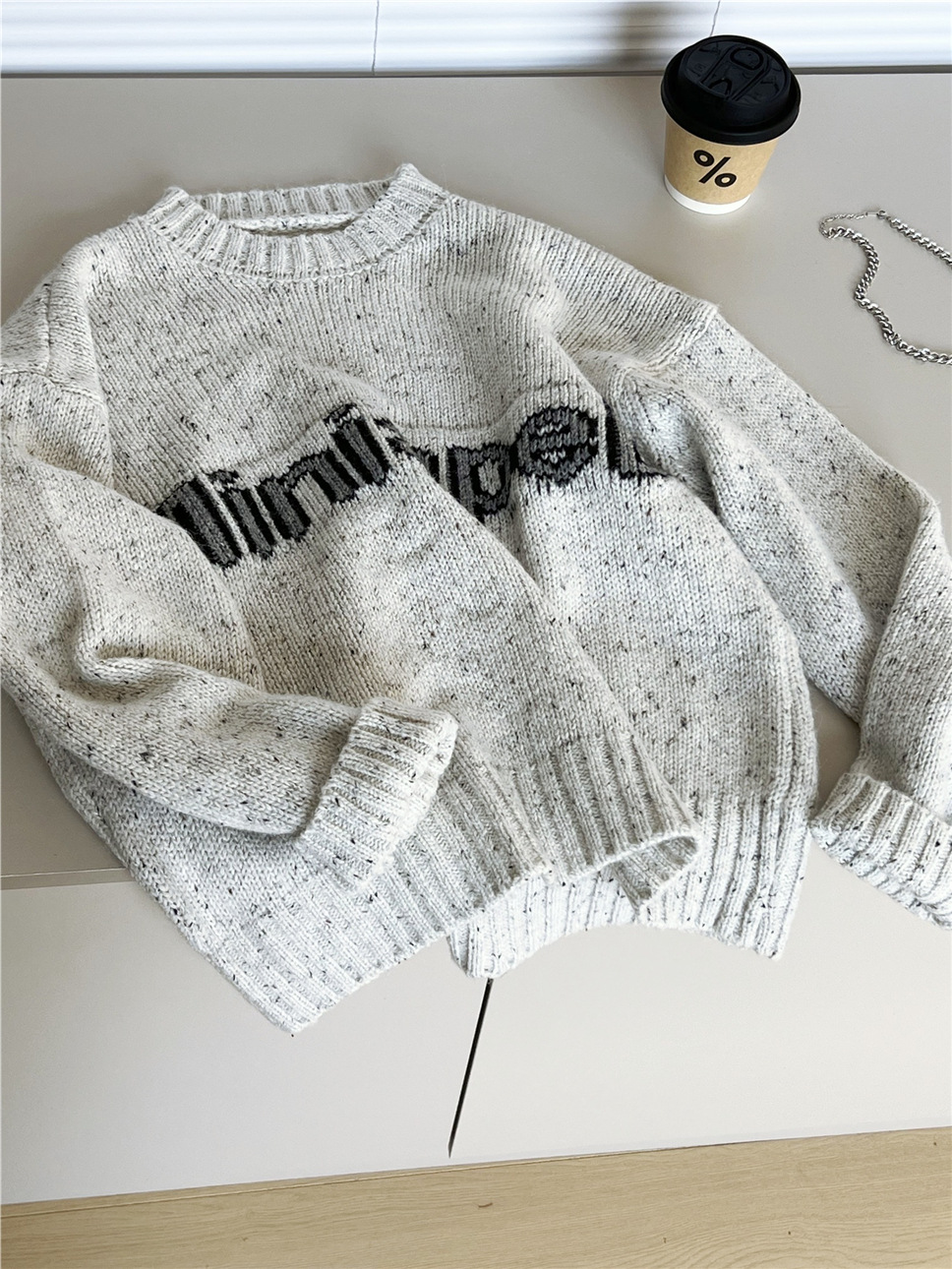 snidols Demi-season children's soft base sweater with a round collar…