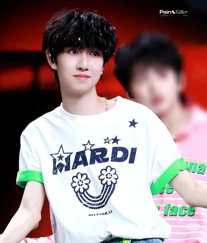 韓国マルディトレンディな半袖フラワープリントゴールドハイシルバー夏ラウンドネック純綿ルーズTシャツトップトレンディ|undefined