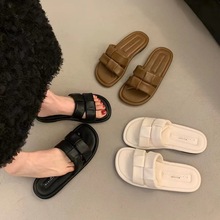 2024新款平底一字凉拖鞋外穿高级感学生软底沙滩拖鞋女夏季批发