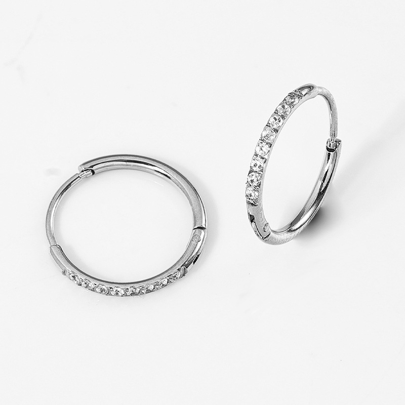 Aretes Zesen de Alta Calidad, Serie 2.0mm, Hechos a Mano, Populares en el Extranjero, de Acero Inoxidable, Finamente Tallados, con Incrustaciones de Diamantes, Cierres de Aretes, Aros