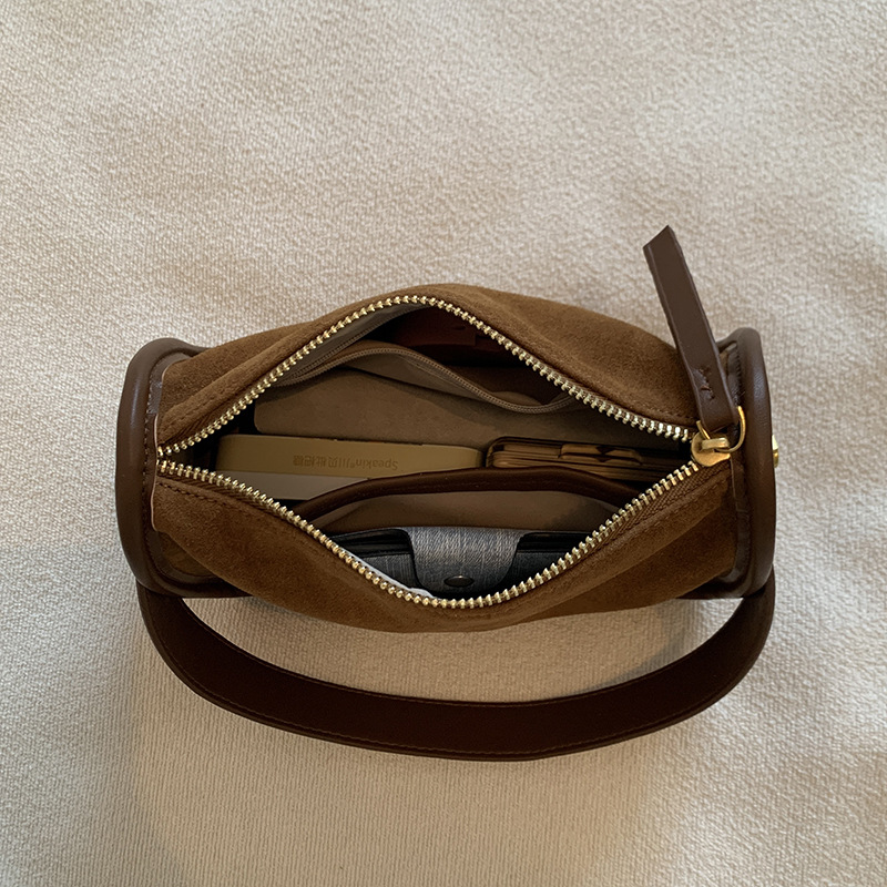 Women's Matte Genuine Leather Small Square Bag 2026 Winter New Matte Cowhide Handbag Vintage Niche Shoulder Crossbody Bag - Thumbnail 4
