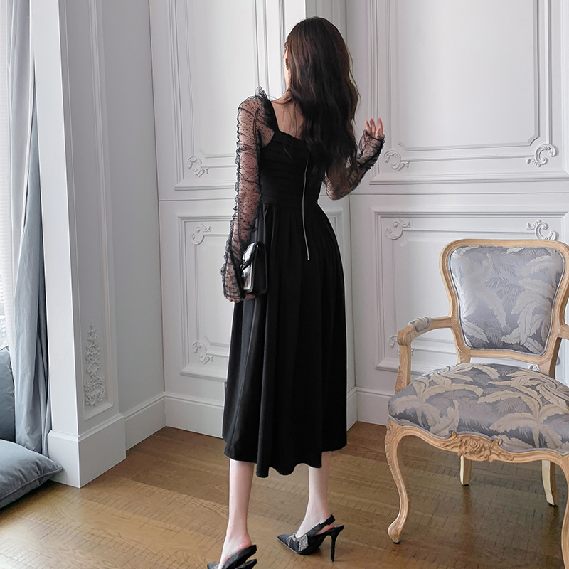 Váy đen ngắn kiểu Hepburn phối lưới tay bồng cổ vuông eo xếp ly — Màu đen