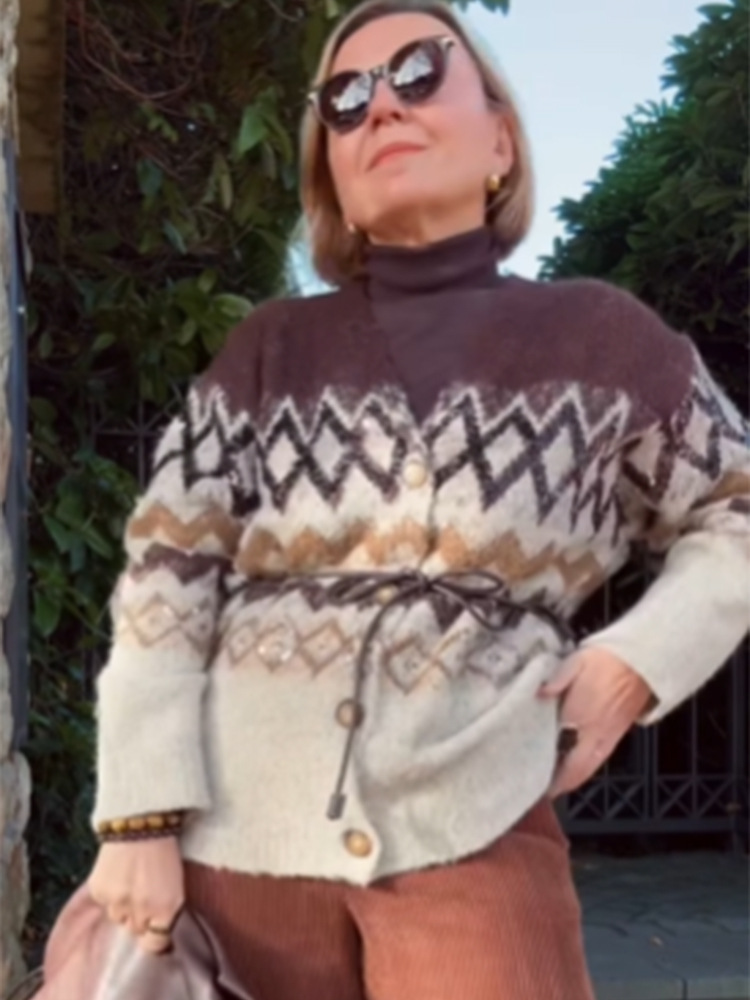 Temperamento elegante de cuello en V sequinado jacquard cardigan de punto elegante botón de manga larga 2025 nuevo estilo europeo y americano transfronterizo image 5