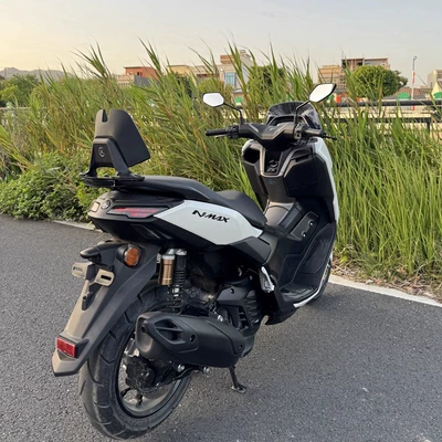 Yamaha Nmax155 Modified Rear Backrest: Motorcycle tail