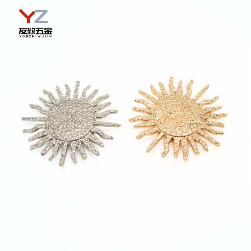 [Source Factory] New European and American Fashion Swimwear Metal Chest Connected Starfish Buckle Special-Shaped Buckle Dress