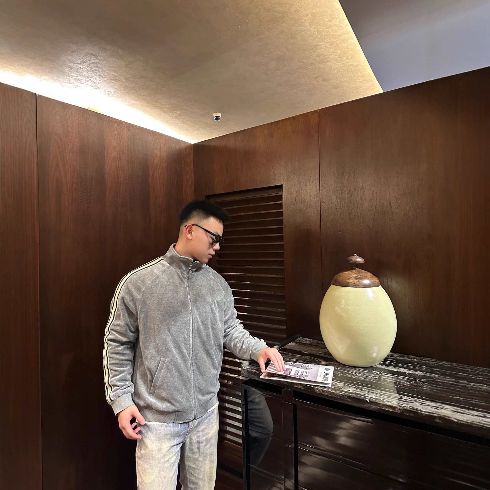 Cl's Accessible Luxury 25 New Arc De Triomphe Embroidered Stand-Up Collar Suede Jacket Trendy Brand High-Quality Jacket for Men and Women