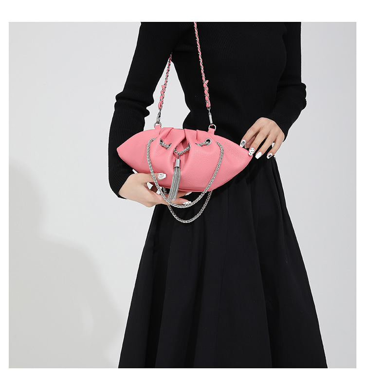 Women's Medium Pu Leather Solid Color Streetwear Dumpling Shape String Crossbody Bag display picture 19
