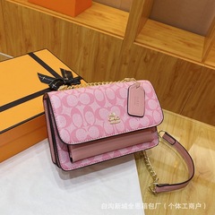 高品質のヨーロッパとアメリカの人気の女性用多用途チェーンバッグ、新しいファッション、シンプルなレトロなシングルショルダークロスボディバッグ