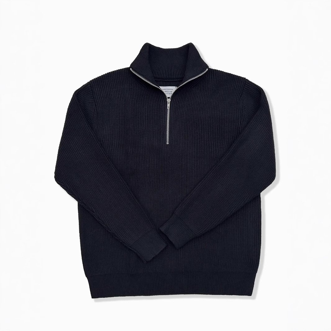 Woolen sweater with zipper