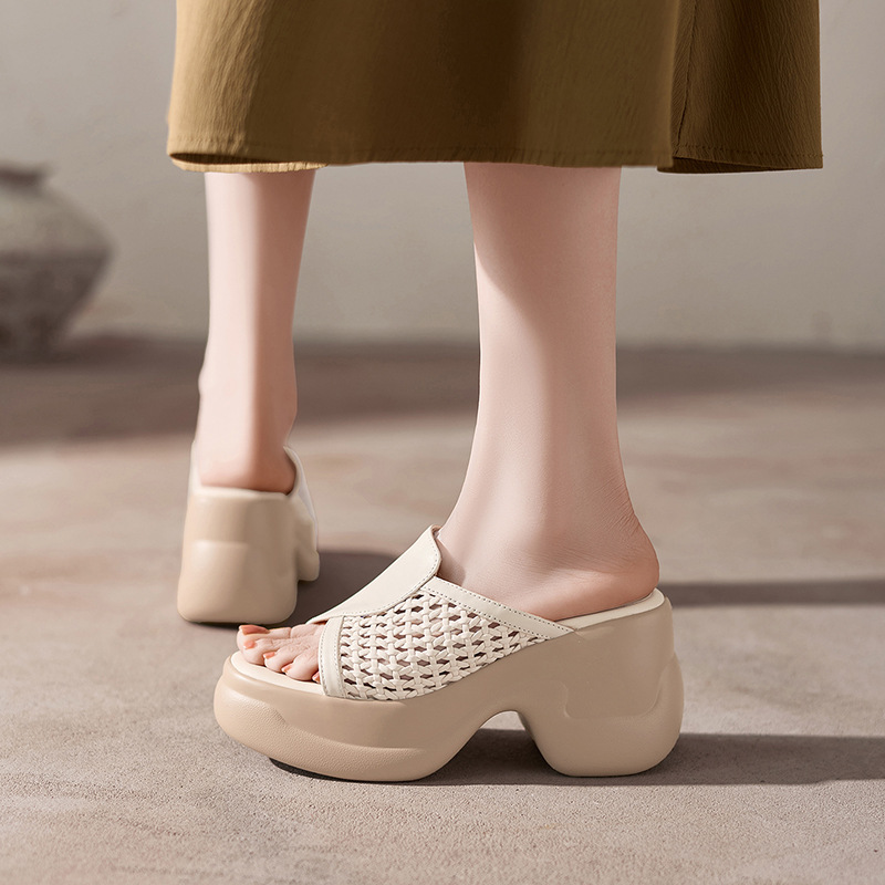 Sandal cao gót nữ hở mũi đế dày 8 cm, chất liệu da thật, quai ngang đan lưới — màu đen, màu trắng ngà