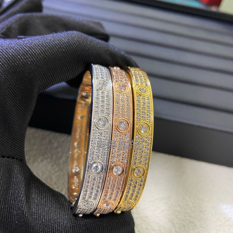 Cnc High-End Baby's Breath Bracelet for Women with Three Rows of Diamonds, 18K Rose Gold Color, Men's Wide Version with Clasp