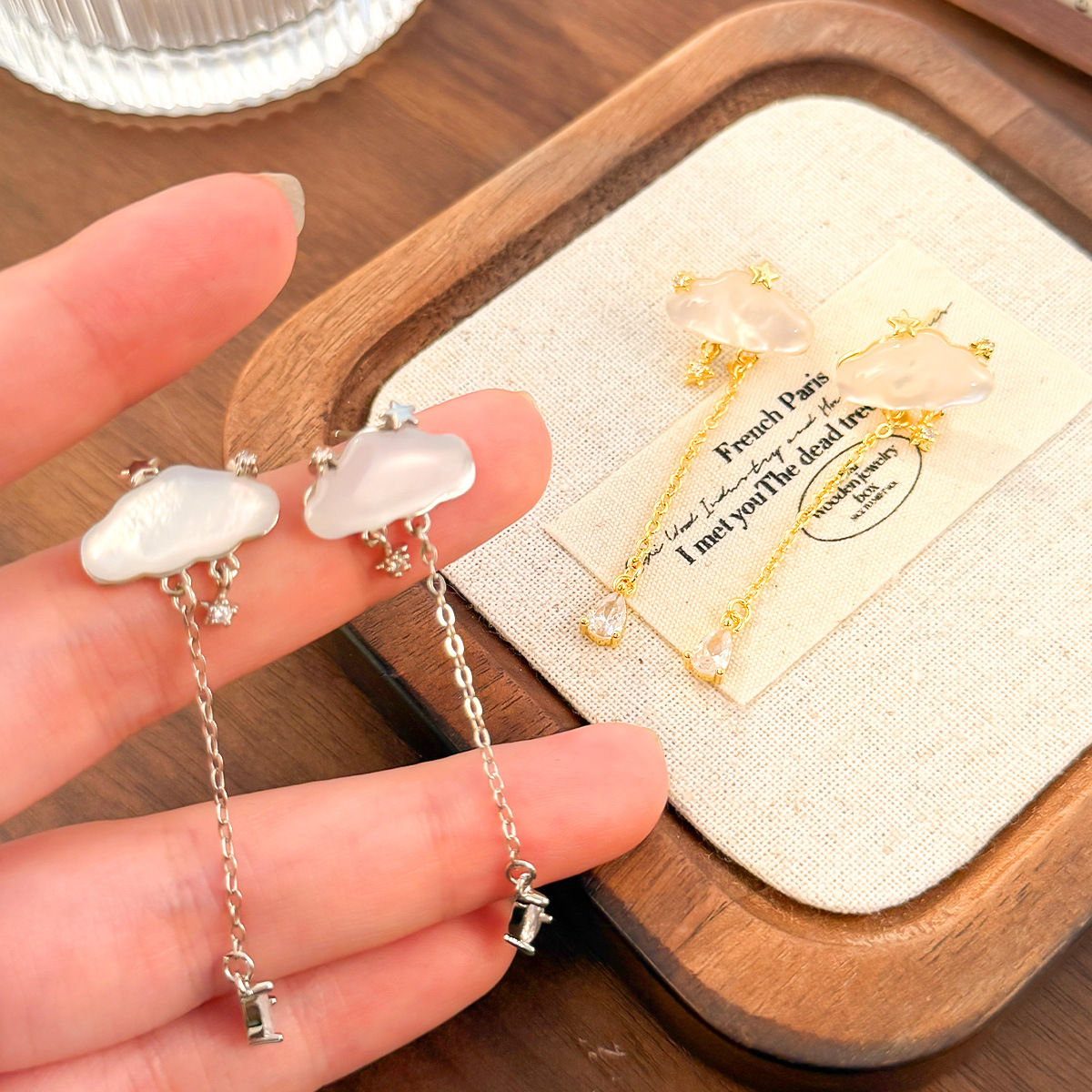 Summer fashionable cute fresh elegant earrings