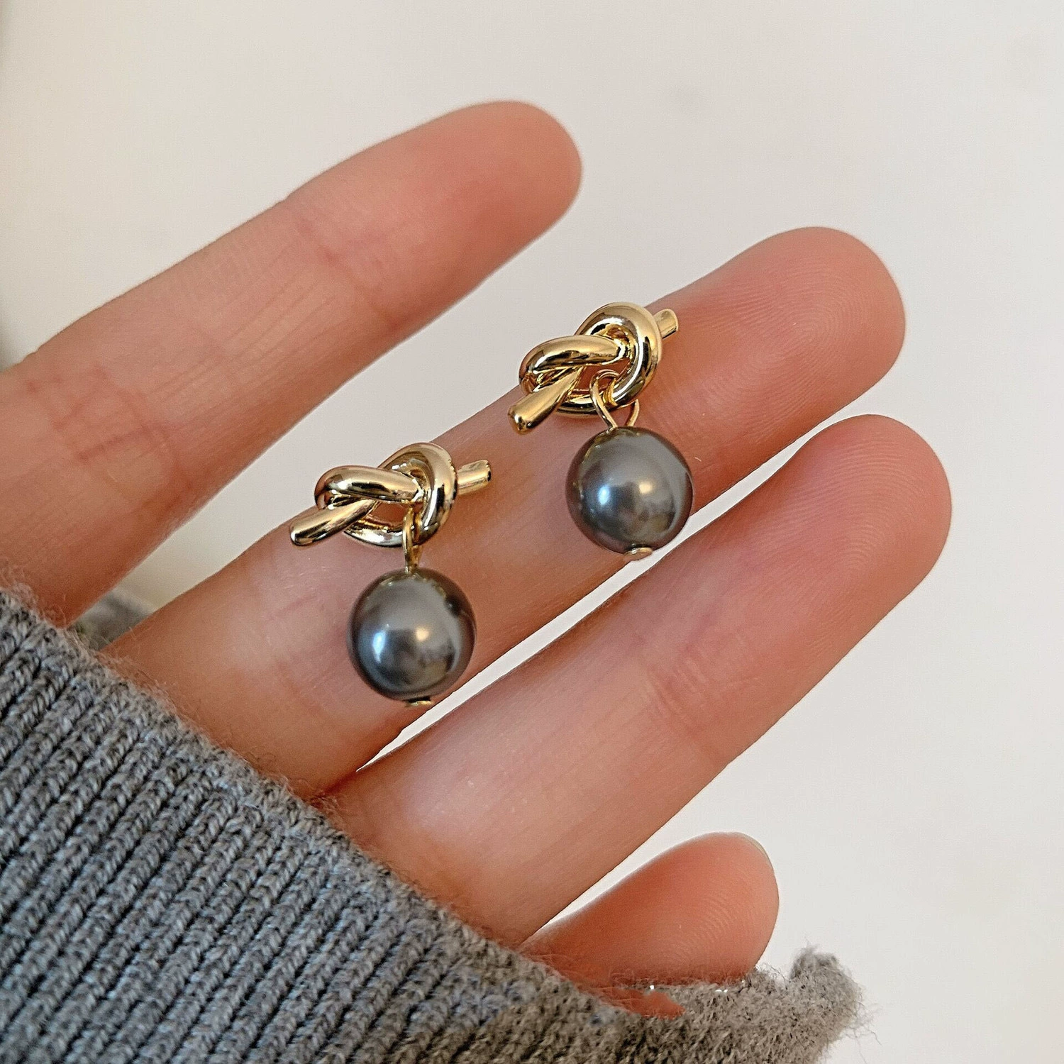 Серьги из серебра 925 с жемчужиной, корейский стиль, лаконичный элегантный дизайн