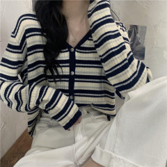 大码胖mm针织开衫女宽松V领长袖秋季新款毛衣内搭打底衫条纹上衣