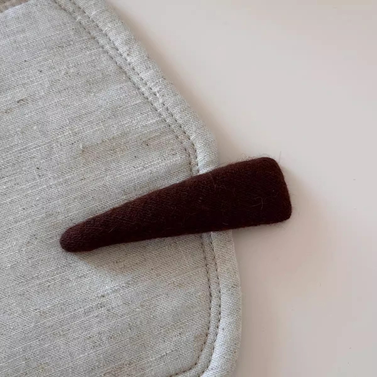 Clip de cabello de flor de leopardo para mujeres clip de cabello de alto nivel frente clip de frangeo 2025 nuevo clip lateral clip de cabello toque