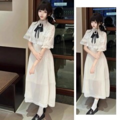 日系甜美蝴蝶结斗篷连衣裙女夏季2025新款千金感蕾丝拼接收腰长裙