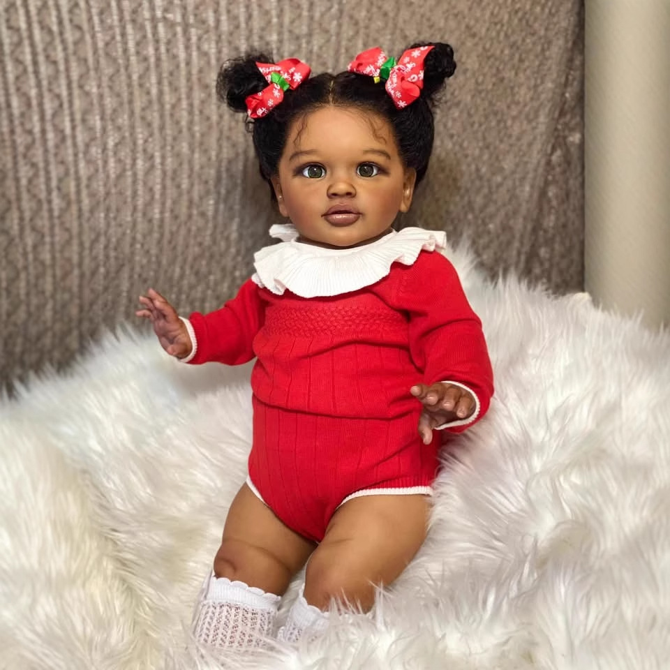 Hama rojo de manga larga de 26 pulgadas, tono de piel oscuro, muñeca linda de simulación PIPPA, muñeca de renacimiento de suministro transfronterizo