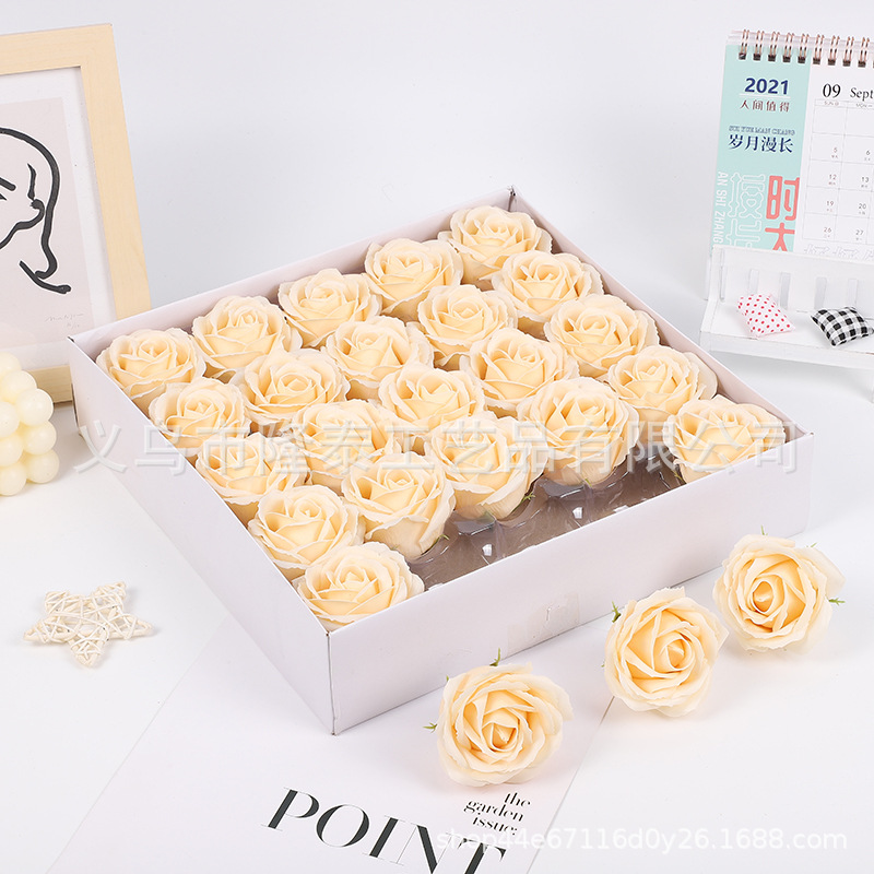 Regalo de San Valentín Caja de regalo de flor de jabón de cinco capas con base rosa ramo decorado a mano flor de jabón al por mayor