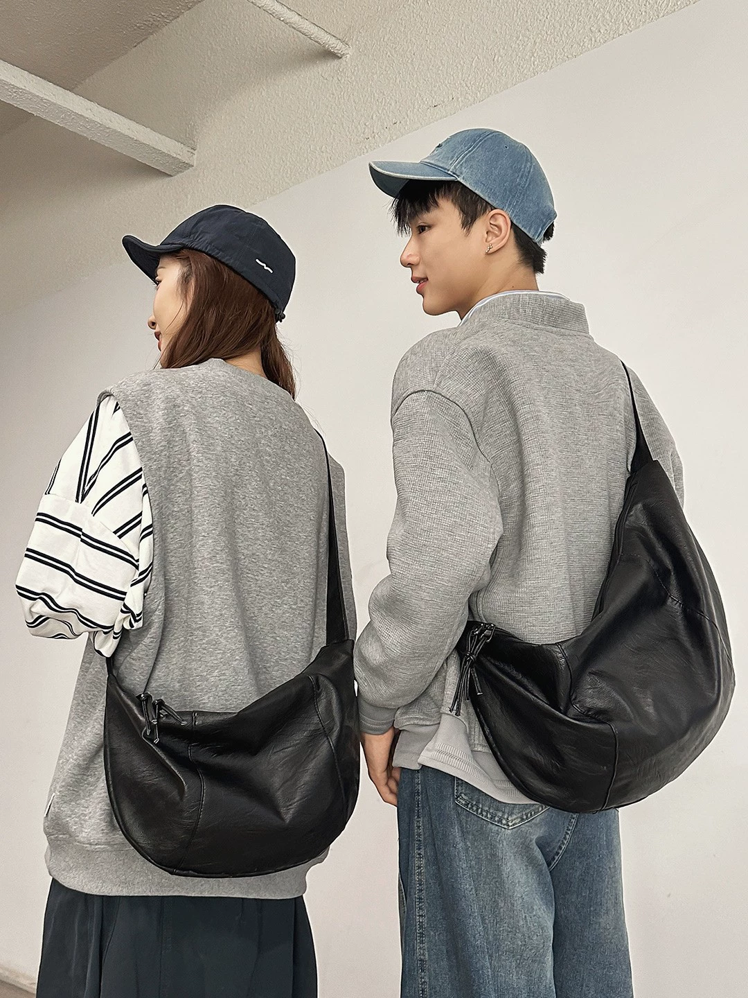 Universal capacious shoulder bag, one-shoulder bag for students, for beloved