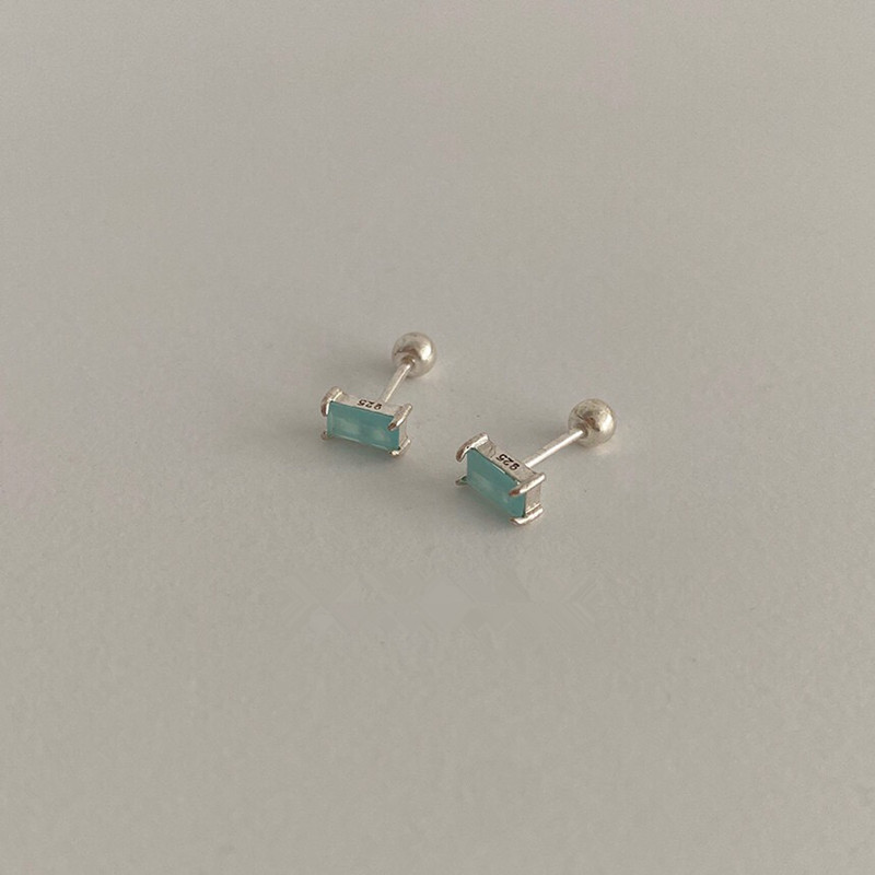 1 Pair Quantity Street Occasion 925 Sterling Silver Material Square Pattern 1 Pair 925 Sterling Silver Zircon Square Ear Studs