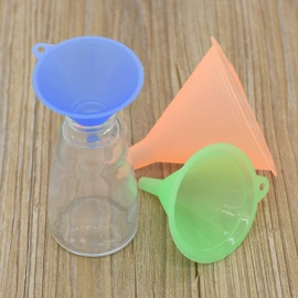 酒壶;鼻毛修剪器;衣钩/挂钩