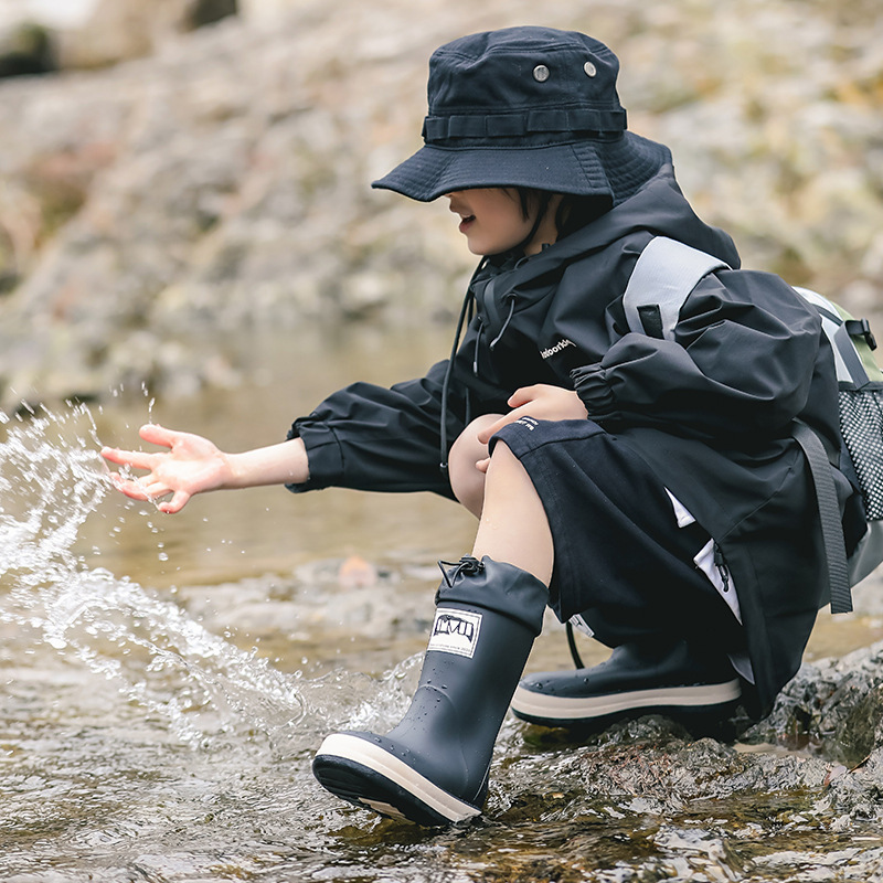 New Korean and Japanese Children's Rain Boots for Boys and Girls, Non-Slip, Wear-Resistant, Fashionable Toddler Rubber Shoes, Medium-Sized Children's Rain Boots, Big Children's Fleece-Lined Water Shoes