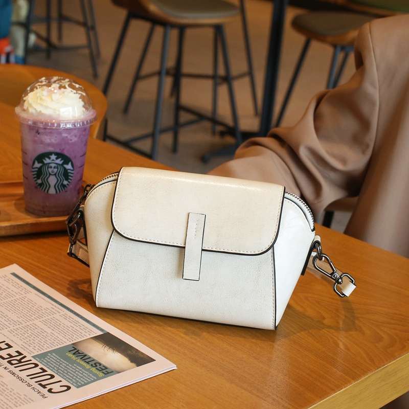 Luxury Genuine Leather Women's Bag Fashion Retro Shell Bag New Spring Summer Oil Wax Cowhide Shoulder Crossbody Bag 6010 - Thumbnail 2