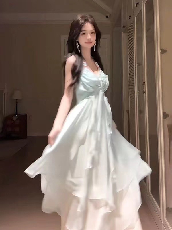 桔梗house海边度假风吊带连衣裙女2025夏季新款氛围感露背长裙子|undefined