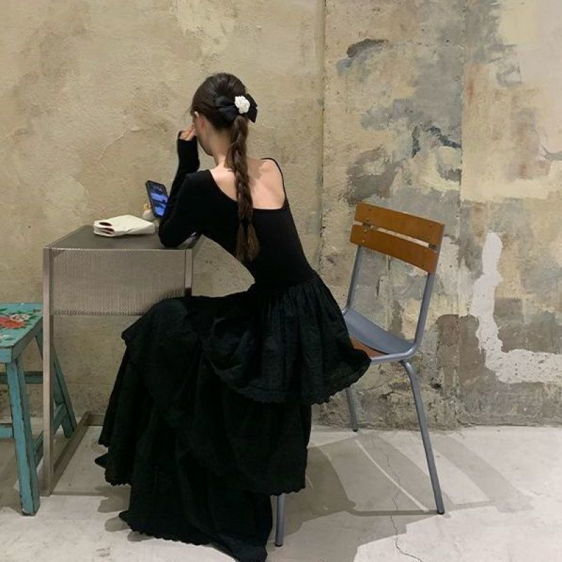 月光少女法式高级气质长袖裙子女秋季新款2025温柔蛋糕长裙连衣裙|undefined