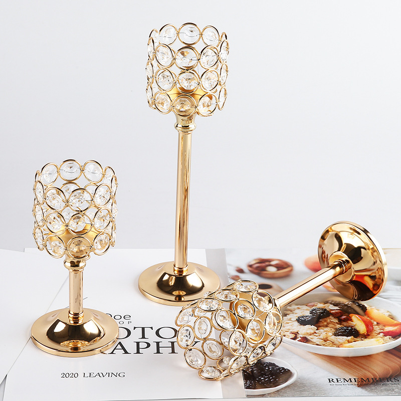 Transfronterizo amazónica cristal candelabro taza de vela europea hierro forjado metal ornamentos artesanía decoración de bodas