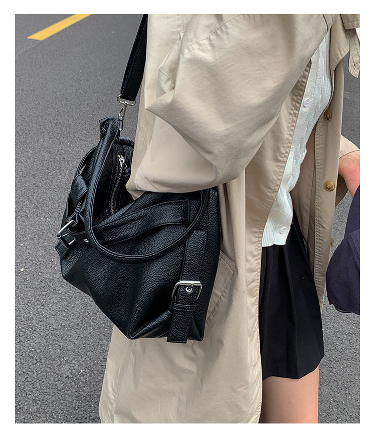 Mala tote vintage estilo coreano para mulher efeito motard_voghion.com