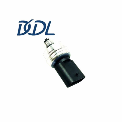 Hot-Selling Car Air Conditioning Pressure Sensor Suitable for Tesla 1581610-00-D 158161000D (Automotive Sensors)
