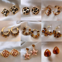 �й������»���ʯԲ�ζ�����Լʱ�����ʰٴ����С�ڸ߼��ж���Ů