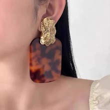 欧美时髦夸张气质树脂豹纹玳瑁色方形大耳环无耳洞耳夹走秀款耳饰