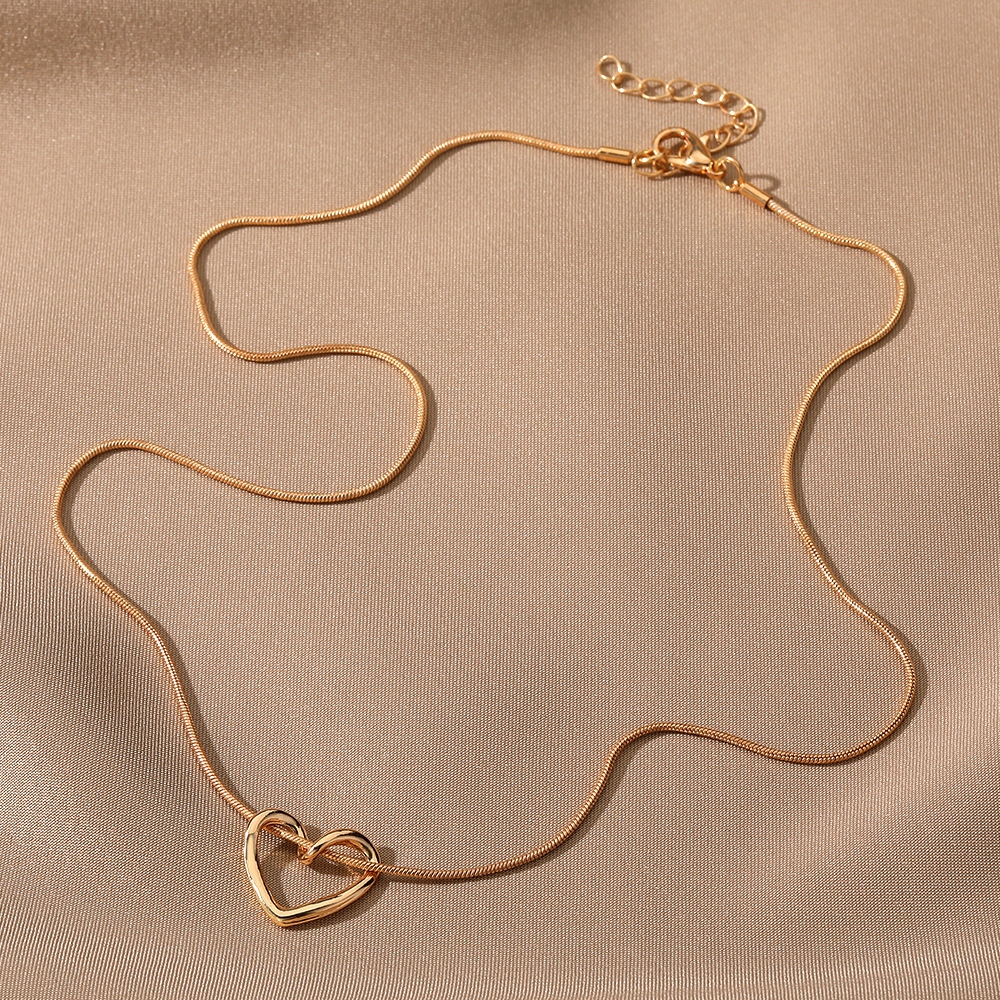 Heart Necklace Image 4