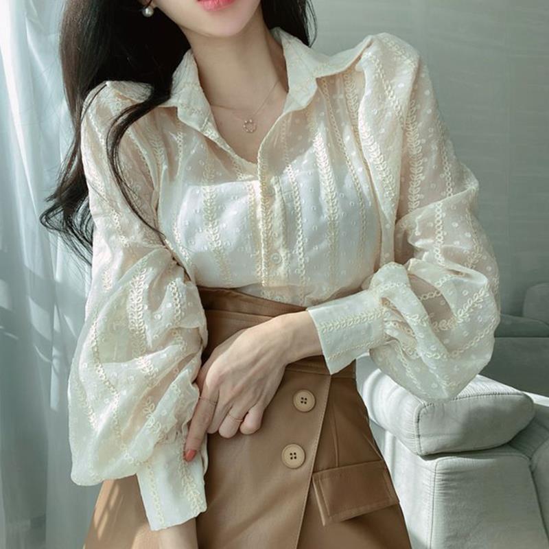 Autumn elegant three dimensional shirt
