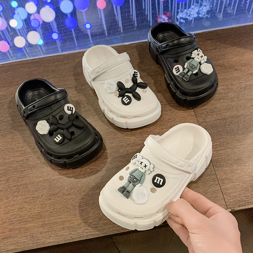 Children's sandals for both boys and girls, 2024 summer new style, suitable for primary school students, sizes 24-35, unisex beach shoes