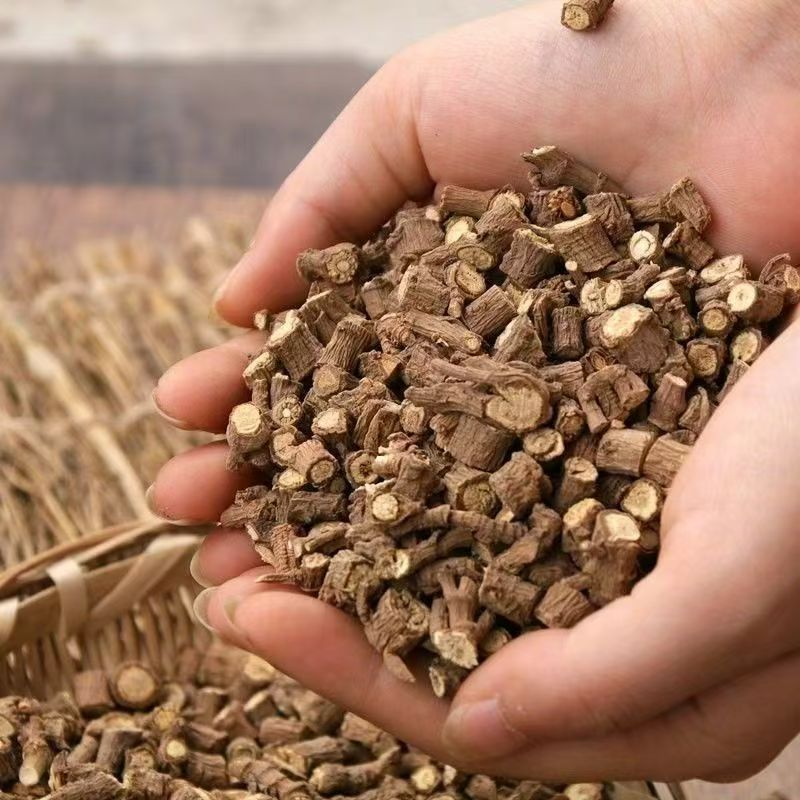 Chai Hu Bupleurum Root 100g Bottle Dried North Chaihu TCM Herb for Decoction and Tea specifications