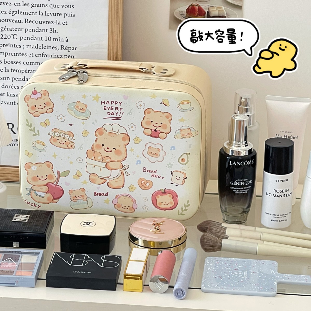 Linda bolsa de cosméticos portátil con diseño de oso de mantequilla, estuche de maquillaje portátil impermeable con espejo