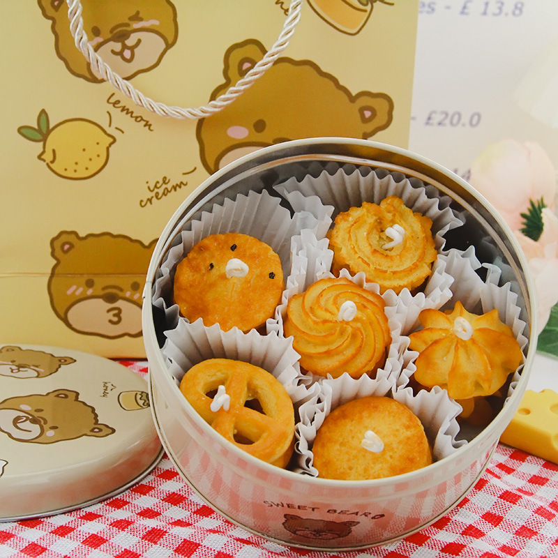 Bear-shaped Cookie Cute Cookie Mold Simulation DIY Aroma Candle IKEA Cake Decoration Gift Box Gift