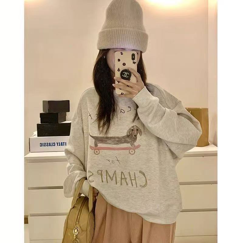 American Retro Thin Fleece Sweatshirt for Female Students, Loose and Lazy Style, Warm Chic Top, 2026 Autumn and Winter New Style American Retro Thin Fleece Sweatshirt for Female Students, Loose and Lazy Style, Warm Chic Top, 2026 Autumn and Winter New Style