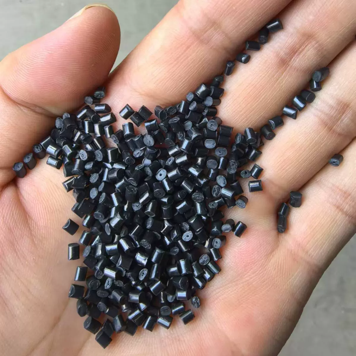 HIPS再生塑料颗粒高光性抗高冲透苯挤塑板用料电话机壳体再生料