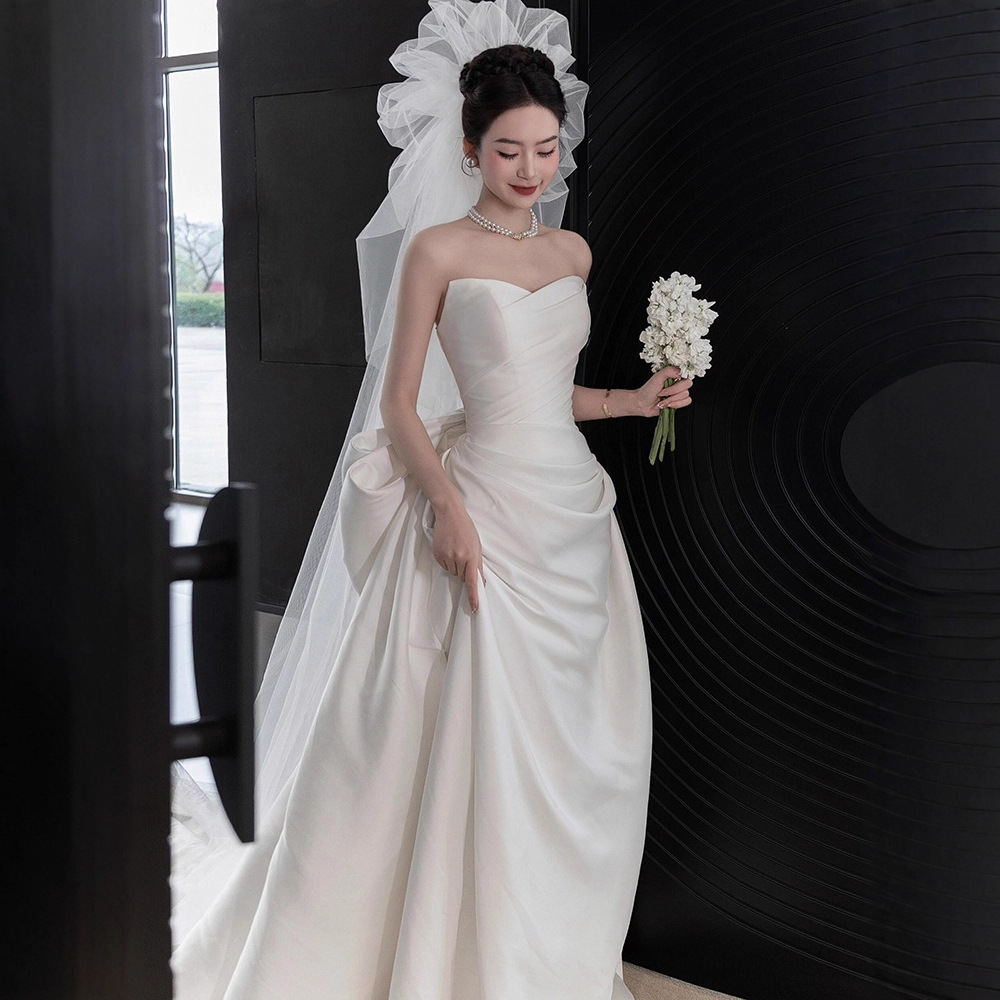 French-Style Light Wedding Dress for Brides, Simple Satin Strapless High-End Small Train Main Gown, Reception and Exit Gown, White Dress