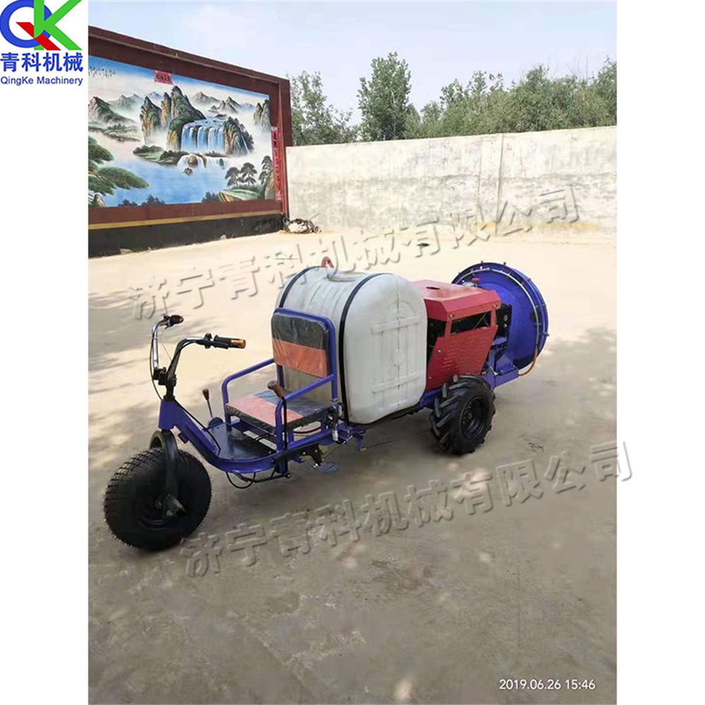 农用植物药剂雾化机 座驾式电动三轮打药车 城市绿化自动施肥机