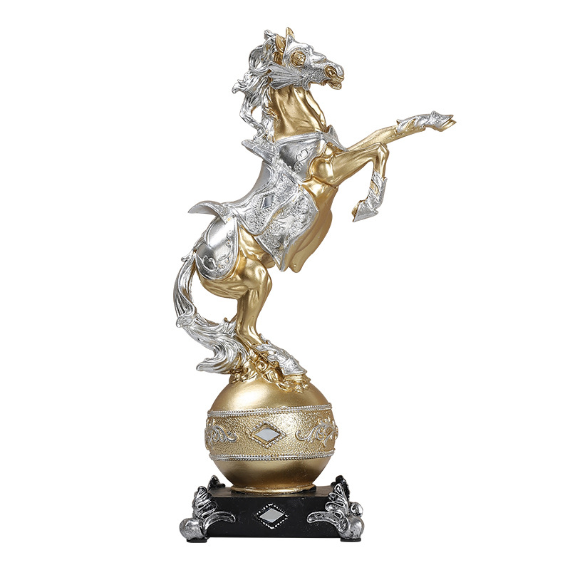 Horse to Success Ornaments Immediate Wealth Resin Crafts Home Living Room Entrance Wine Cabinet Office Decorations
