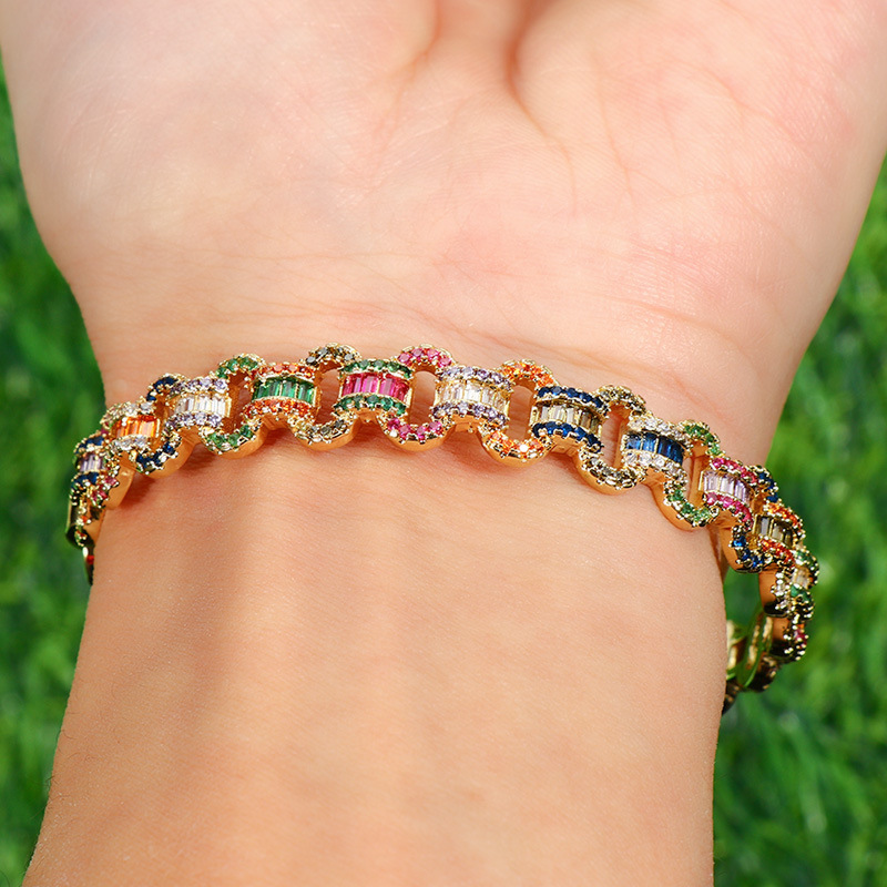 Retro Color Block Copper Inlaid Zircon Bangle