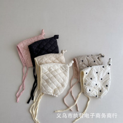 赤ちゃんのかわいい帽子は綿を挟んで韓国版のチュッチュ帽を持っています。