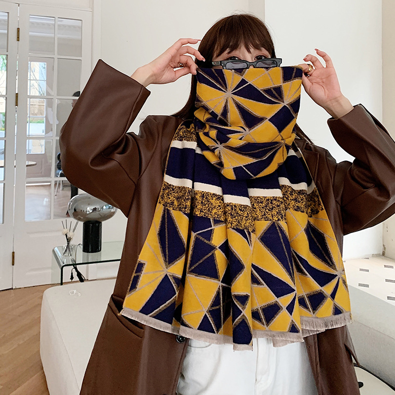 Air conditioning room shawl draped over women's 2023 new summer thin office blanket cape warm scarf dual-purpose neck protection_voghion.com